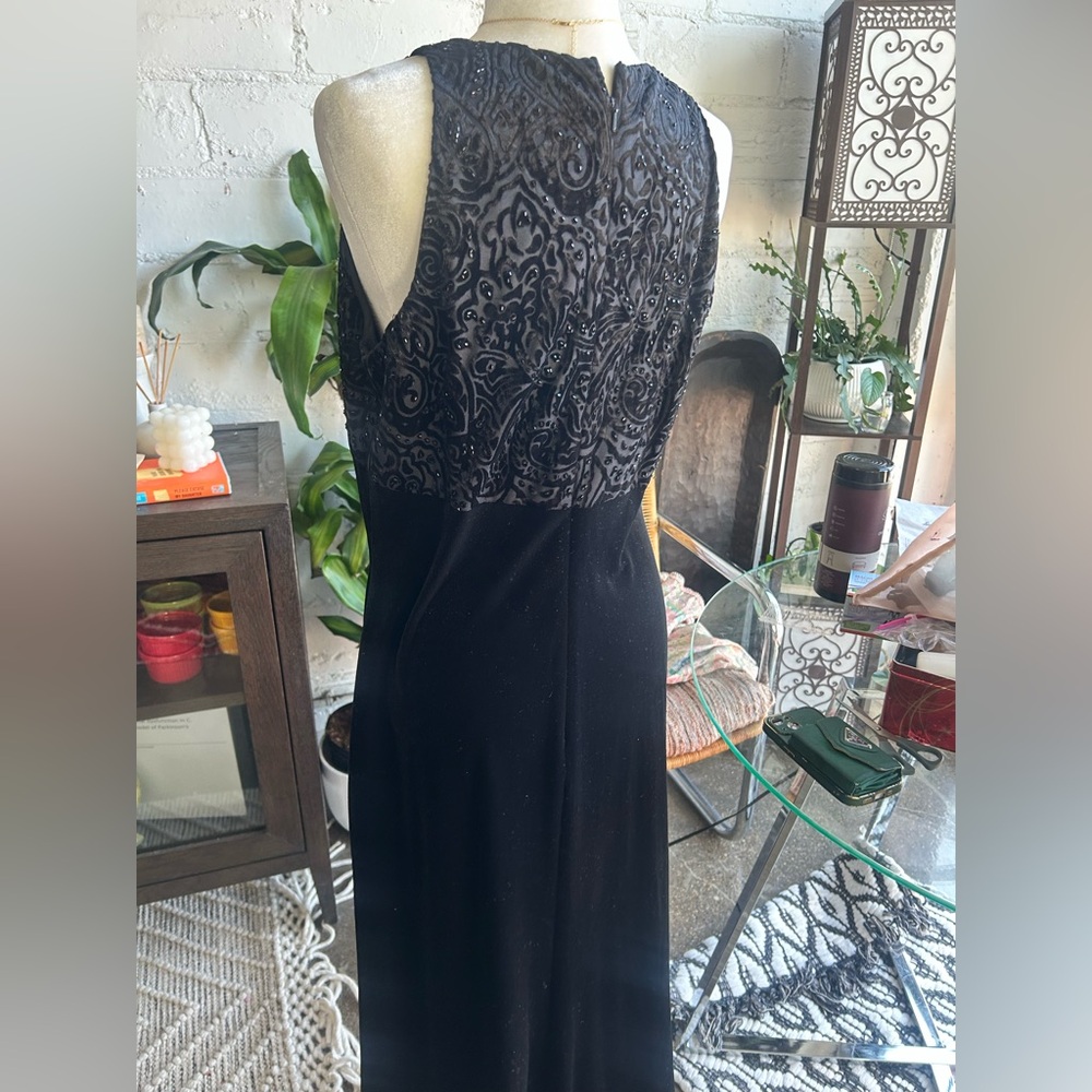 Vintage Black Velvet Dress - Picture 4 of 6